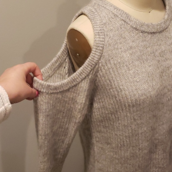 Wool-Blend Peekaboo Sweater in Pearl Heather - Picture 3 of 5